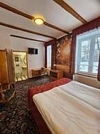 Folwark Historic Hotel