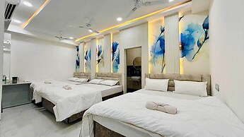 Hotel Om Mangalam Palace