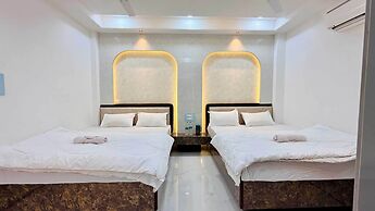 Hotel Om Mangalam Palace