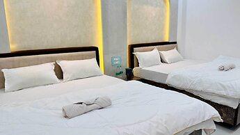 Hotel Om Mangalam Palace