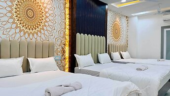 Hotel Om Mangalam Palace