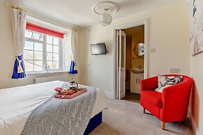 1605 by the sea