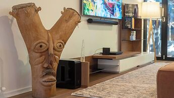 Sanctuary on Stanhope - Art & Modern Luxury