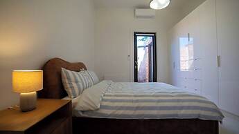 Sanctuary on Stanhope - Art & Modern Luxury