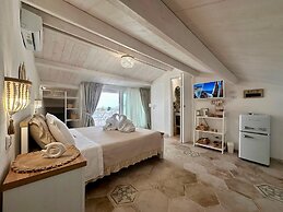 Godano Rooms