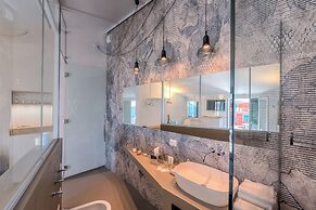 Luxury Seaview Rooftop by The First