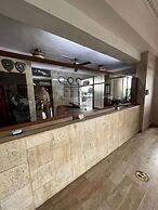 Hotel Tropicana