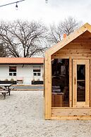 Penny's Motel & Apres