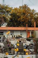 Penny's Motel & Apres