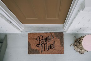 Penny's Motel & Apres
