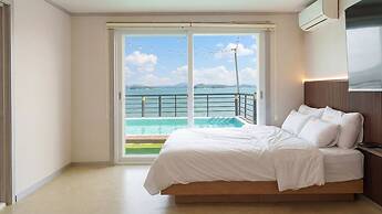 Taean Solpleo Pool Villa