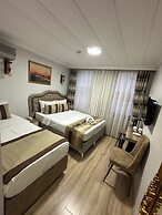 Tree house hotel