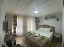Tree house hotel