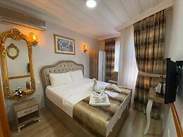 Tree house hotel