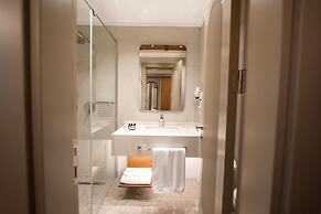 REIWA BUSINESS HOTEL