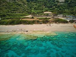 Petani Beach Suites