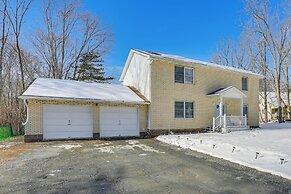 Pet Friendly & WFH Ready! Quiet Hudson Valley Apt