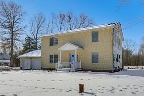 Pet Friendly & WFH Ready! Quiet Hudson Valley Apt