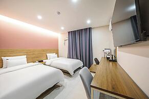 Jeonju J-Brown Hotel