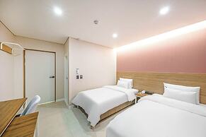 Jeonju J-Brown Hotel