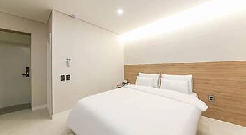 Jeonju J-Brown Hotel