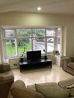 Retro and Quirky 3 Bedroom Apartment