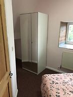 Retro and Quirky 3 Bedroom Apartment
