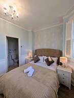Lakeside Oxford Hotel