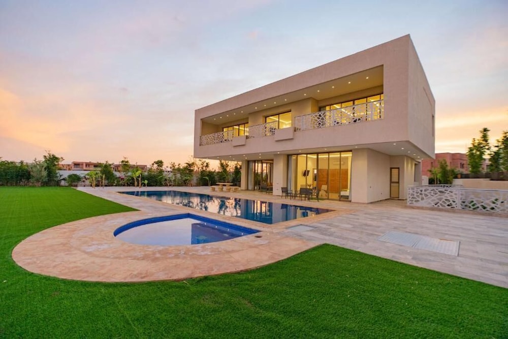 Golfside Villas