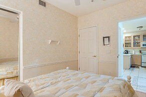 Golf Course Views! Relaxing & Convenient Mesa Unit