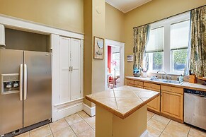 Explore Jackson! Historic Belhaven Home w/ Porch
