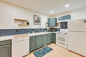 Mcm-inspired Decor & Top Location! Tumwater Duplex