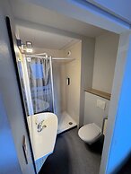 Hotel HubOne3 Istres