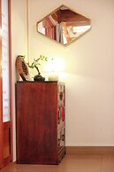 Travel Light Hanok