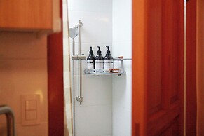 Travel Light Hanok