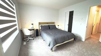 3BR Family House in NE Edmonton