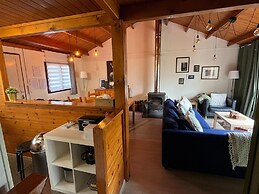Cozy Chalet for 6 People
