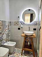 VICTORIA SUITES