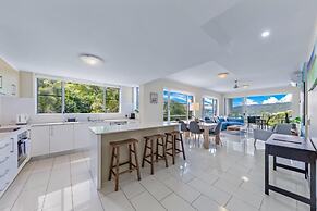 Summit Apartments Airlie Beach