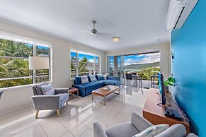 Summit Apartments Airlie Beach