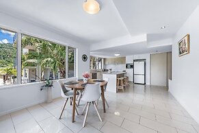 Summit Apartments Airlie Beach