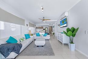 Summit Apartments Airlie Beach