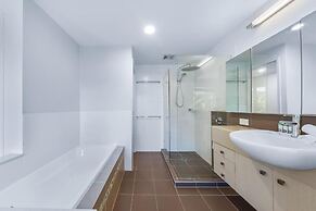 Summit Apartments Airlie Beach