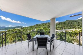Summit Apartments Airlie Beach
