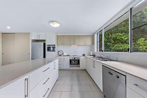 Summit Apartments Airlie Beach