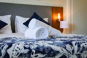 Summit Apartments Airlie Beach
