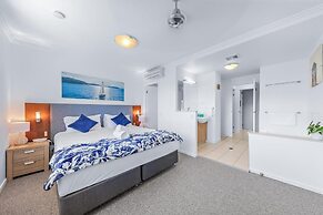 Summit Apartments Airlie Beach