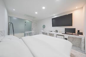 Hassen Sillim K2 Hotel