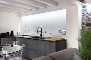 Blue Diamond Suite