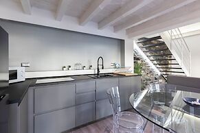 Blue Diamond Suite